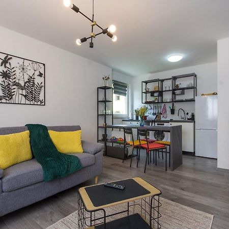 Apartment Retiro Пула Экстерьер фото